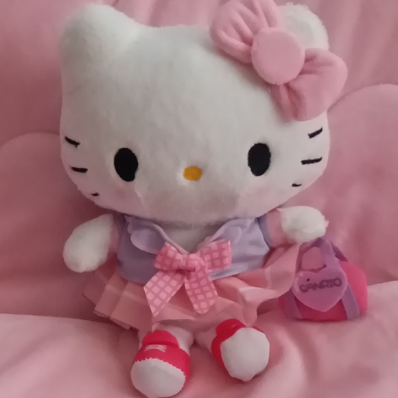 NEW Hello Kitty 8" Schoolgirl Plushie - Picture 6 of 7